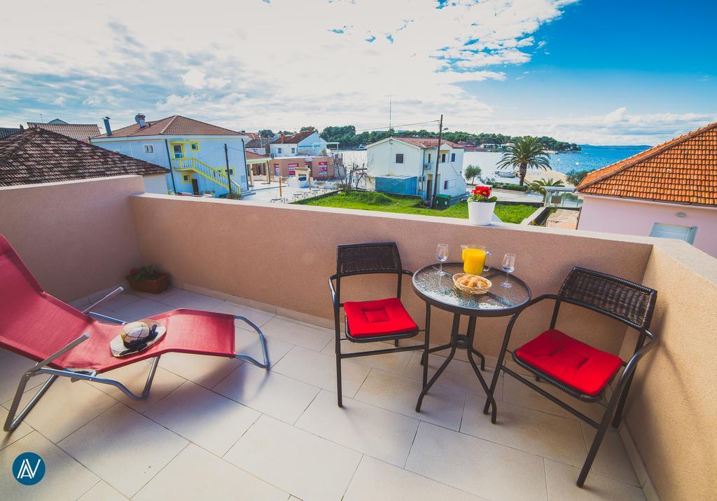 Apartments Zara Petrčane Exterior foto