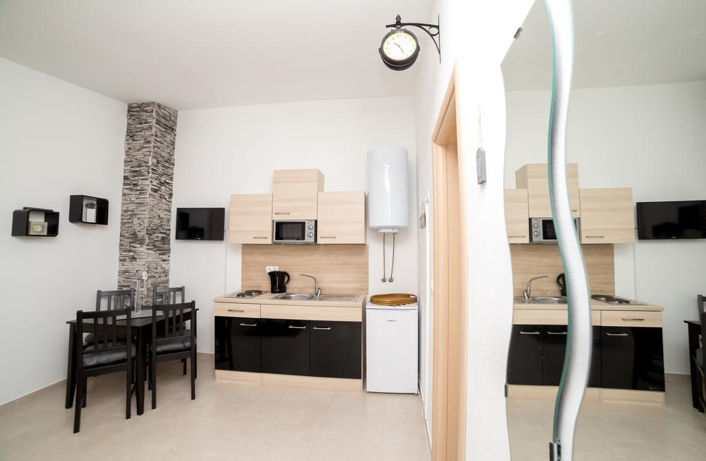 Apartments Zara Petrčane Exterior foto