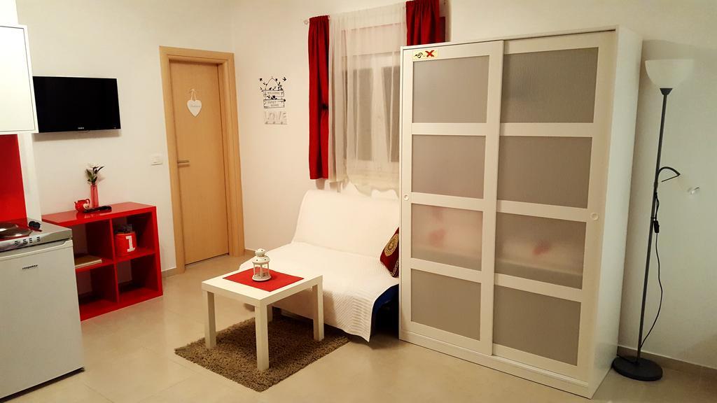 Apartments Zara Petrčane Exterior foto